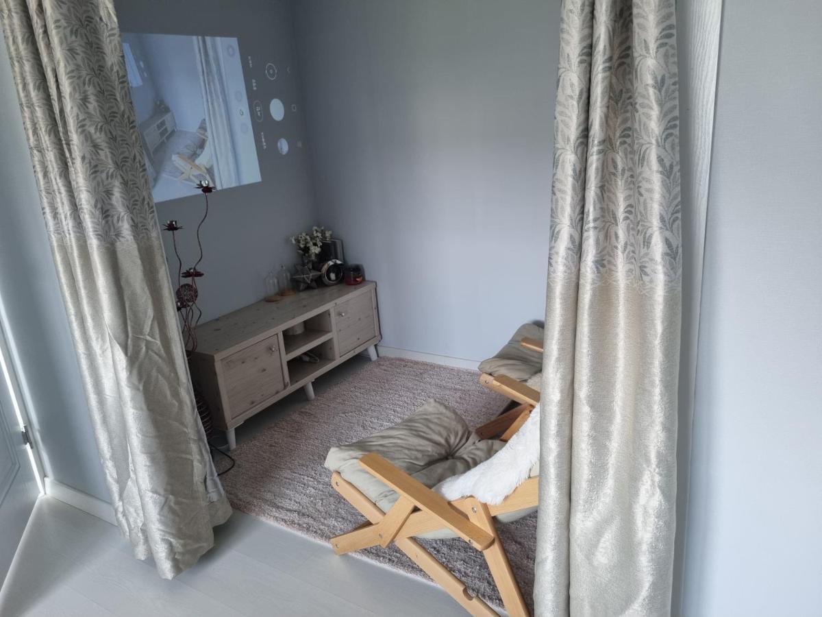 Gashi Sarang Bed & Breakfast Seogwipo Dış mekan fotoğraf