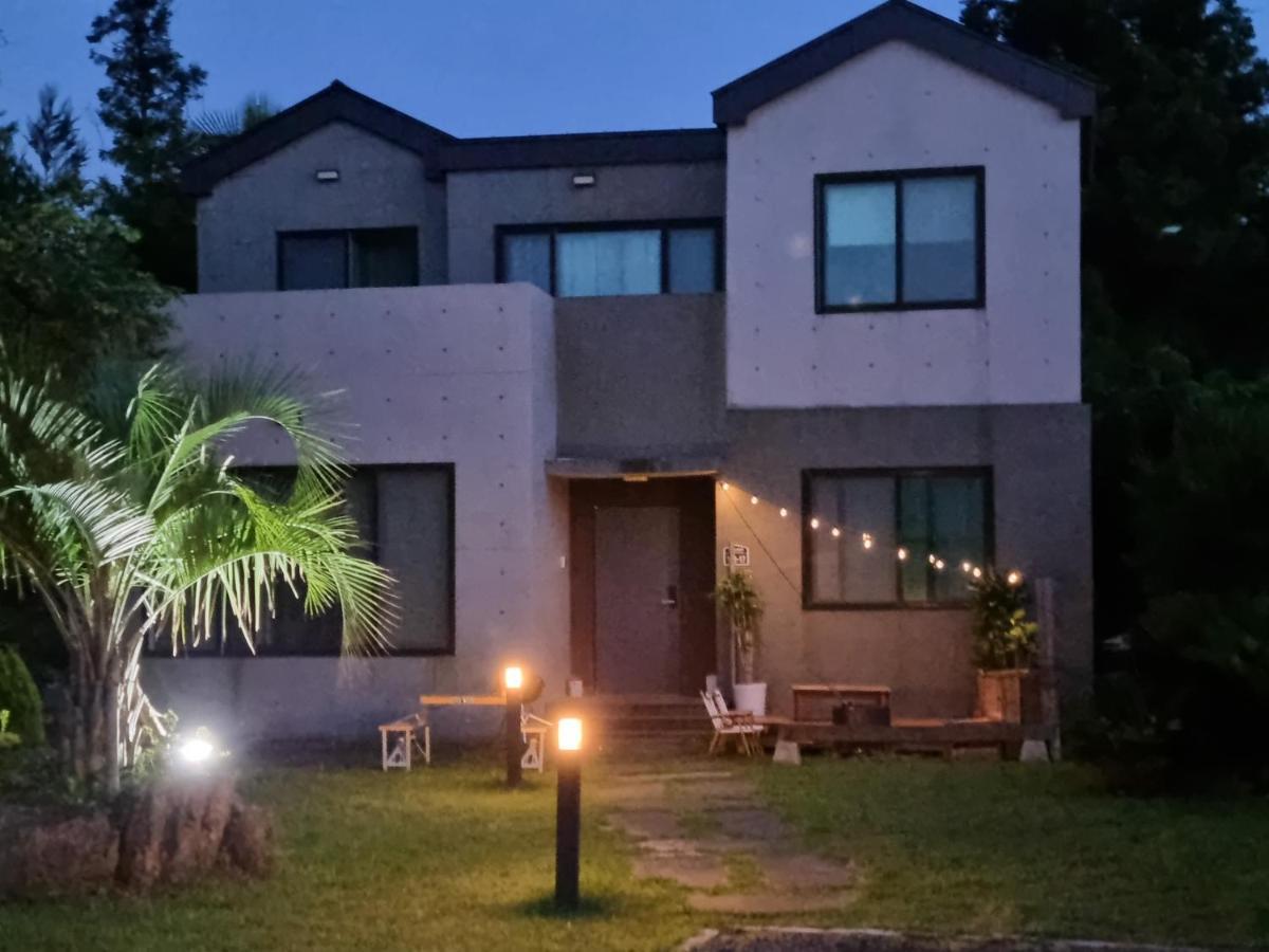 Gashi Sarang Bed & Breakfast Seogwipo Dış mekan fotoğraf